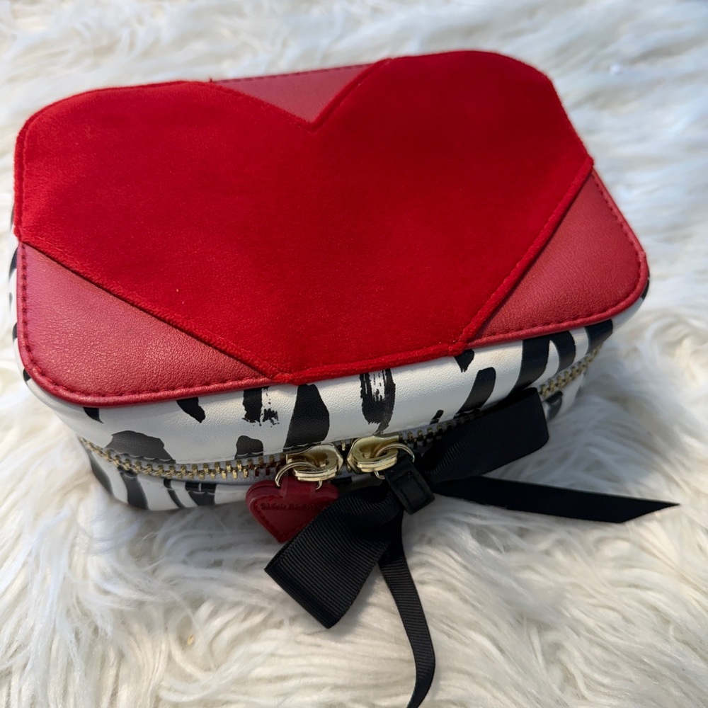 Trish McEvoy Makeup Planner Zebra Print Red Heart Cosmetic Bag Travel Case